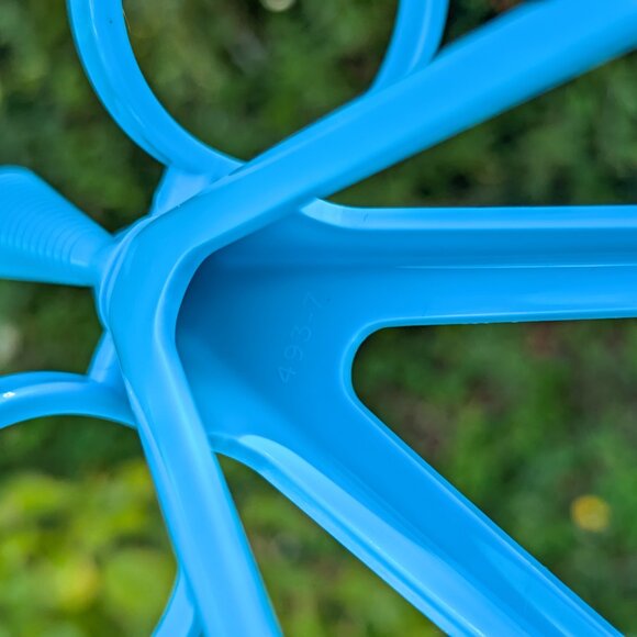 Brand New! TUPPERWARE Turquoise aqua Millionaire Line Salt and Pepper set - Picture 5 of 8